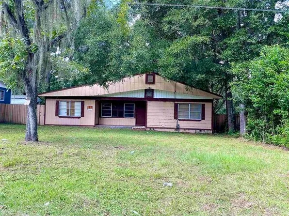 1107 N Calhoun St, Perry, FL 32347