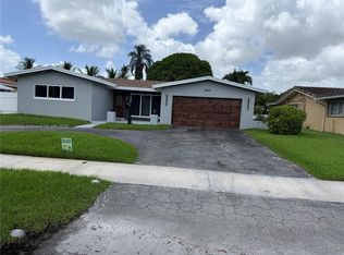 4630 Buchanan St, Hollywood, FL 33021