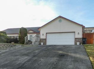 1602 Cedar Ln, Selah, WA 98942
