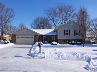 30 Blackpepper Ct, Springboro, OH 45066