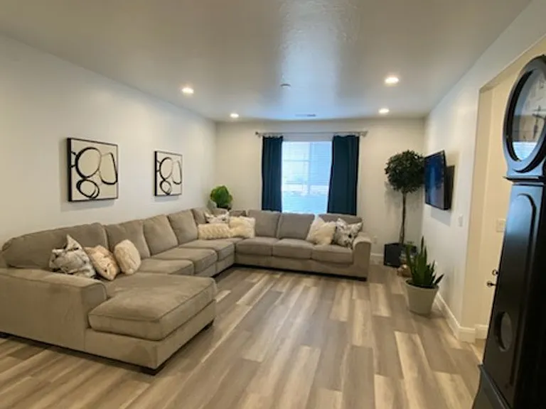 1138 N Tesoro Aly #85 — Photo 4