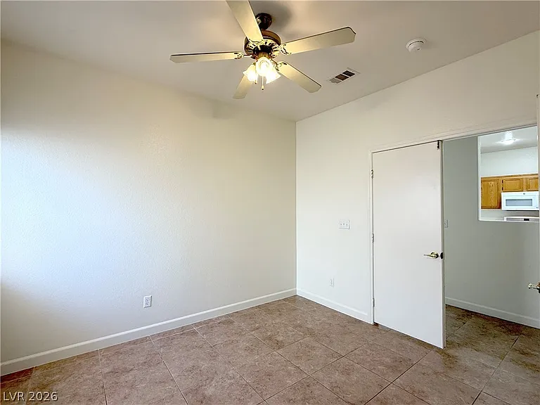 9824 Garamound Ave — Photo 19
