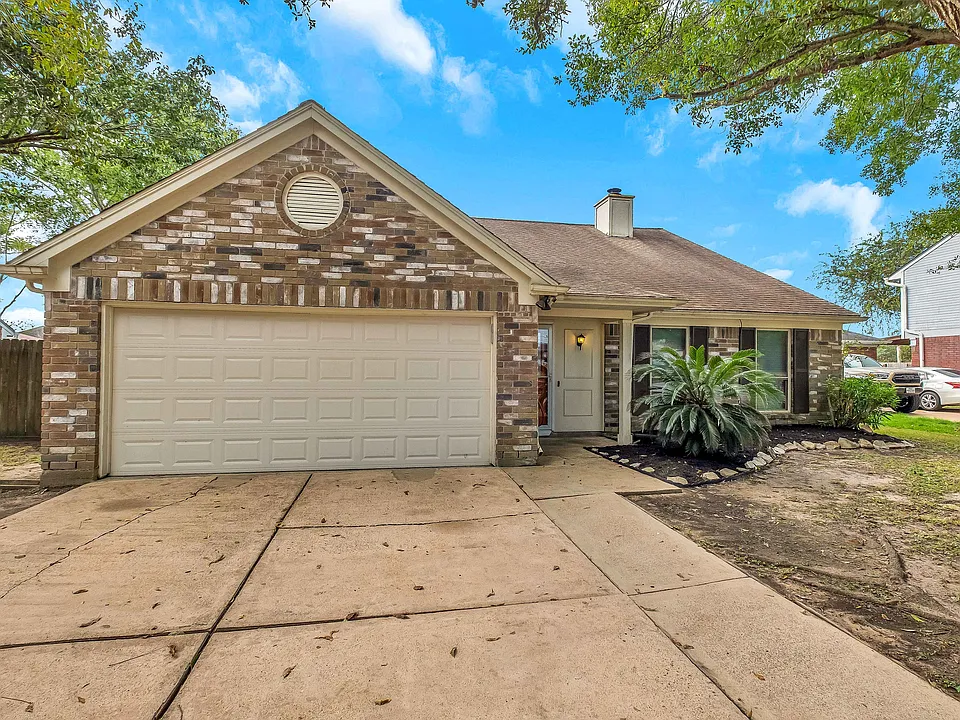 5216 Spring Branch Dr