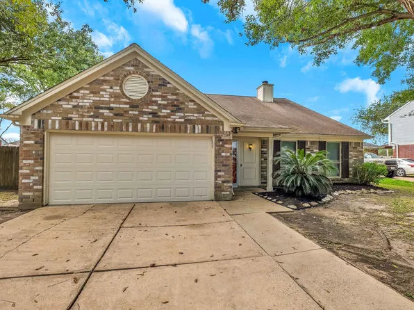 5216 Spring Branch Dr, Pearland, TX 77584