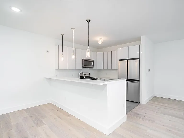 8621 River Rd #6D — Photo 4