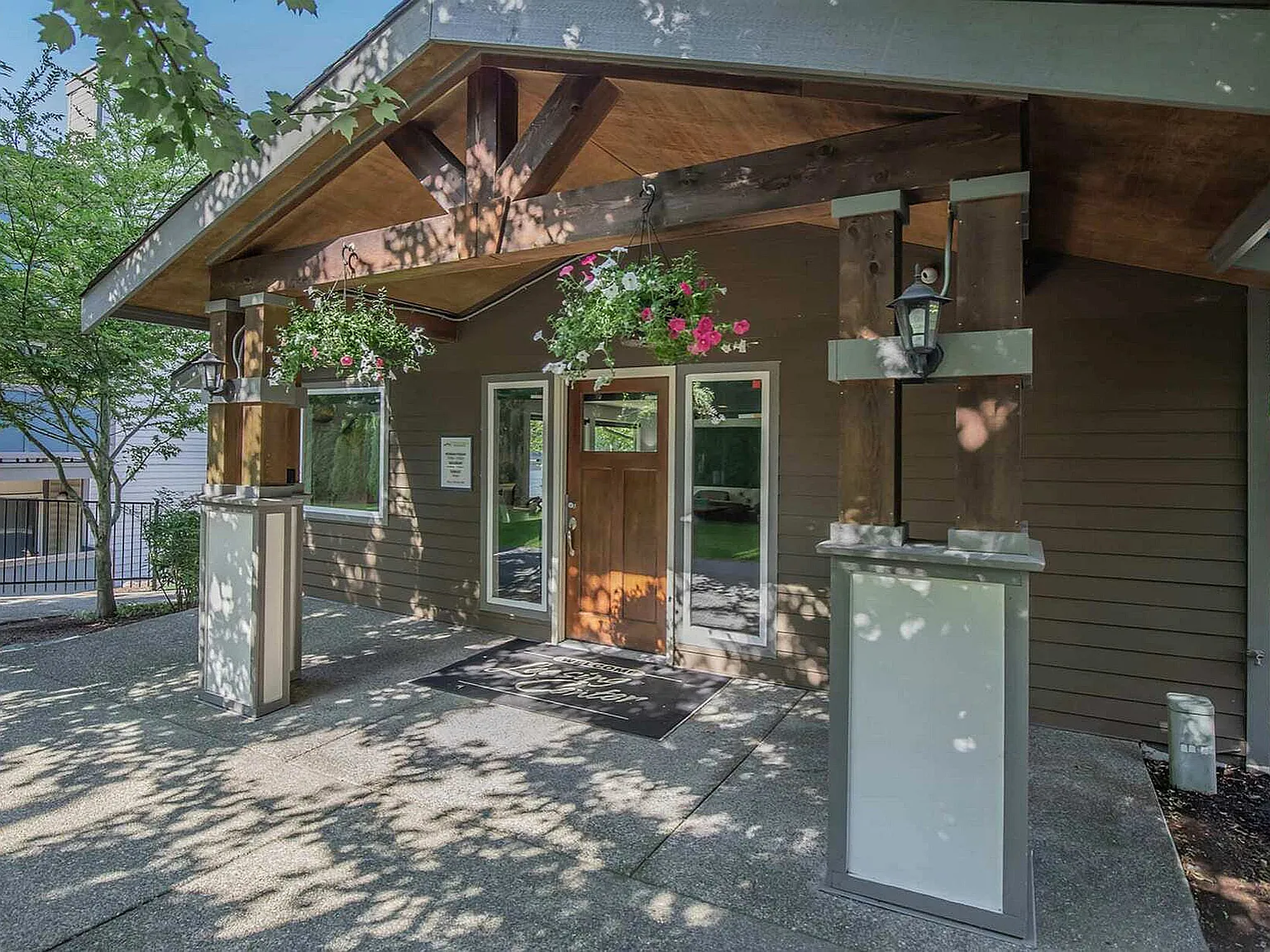 Foster Creek — Photo 1