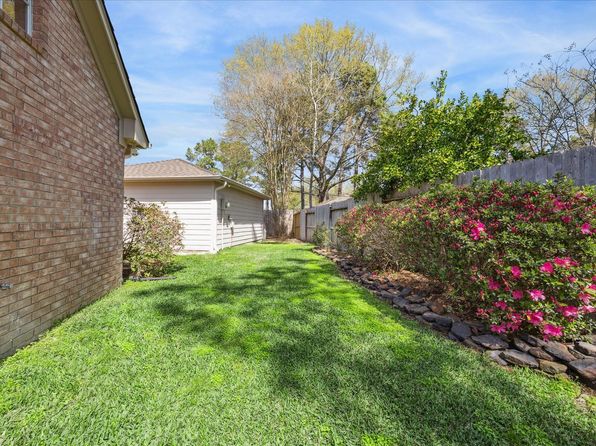 3622 Valley Chase Dr, Kingwood, TX 77345
