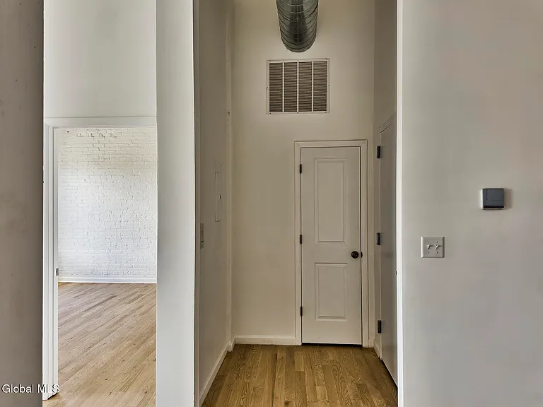 155 River St #5A — Photo 9