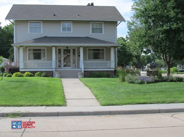1104 W Louise St, Grand Island, NE 68801