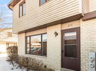 274 E Woodlawn Rd, New Lenox, IL 60451