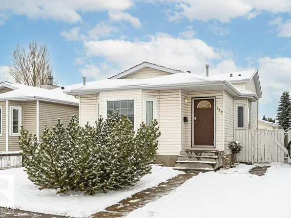 242 Kirkwood Ave NW, Edmonton, AB T6L 5A8