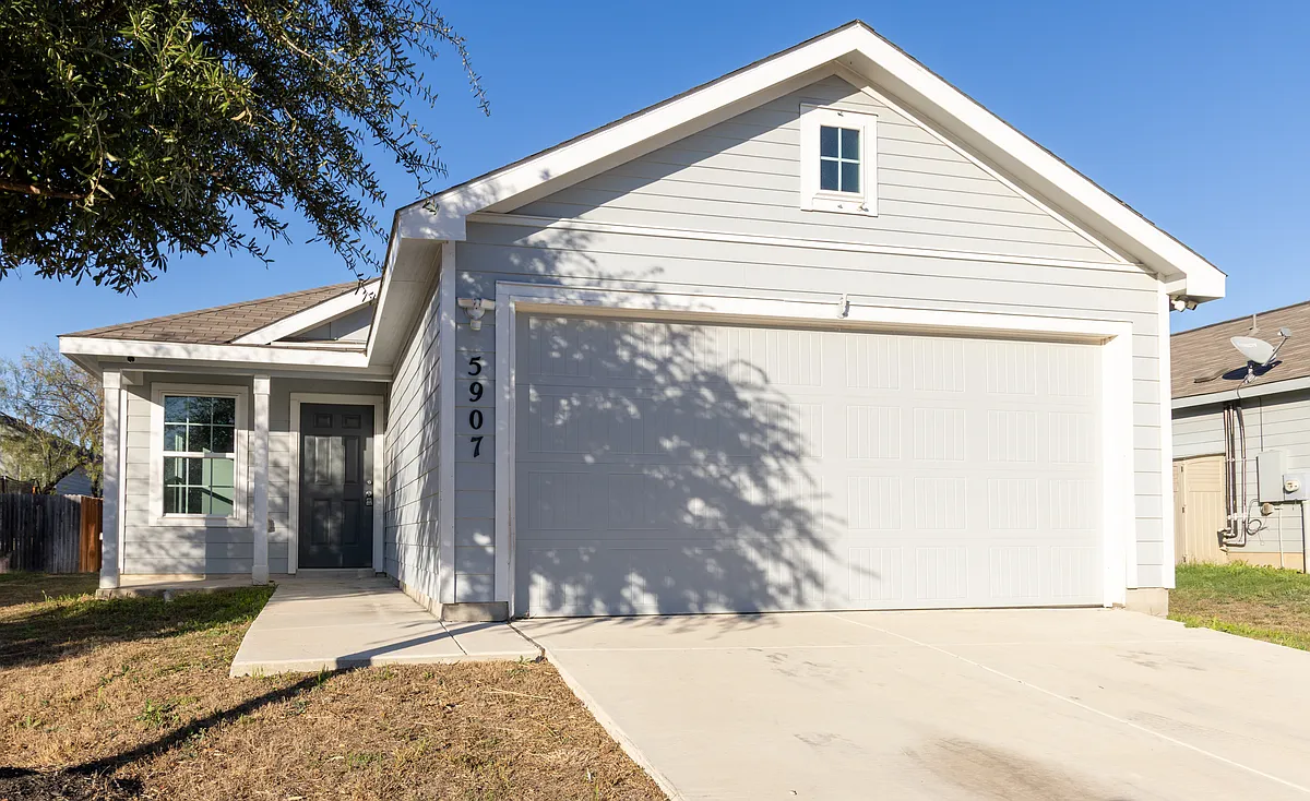 Building Photo - 5907 Lady Ln