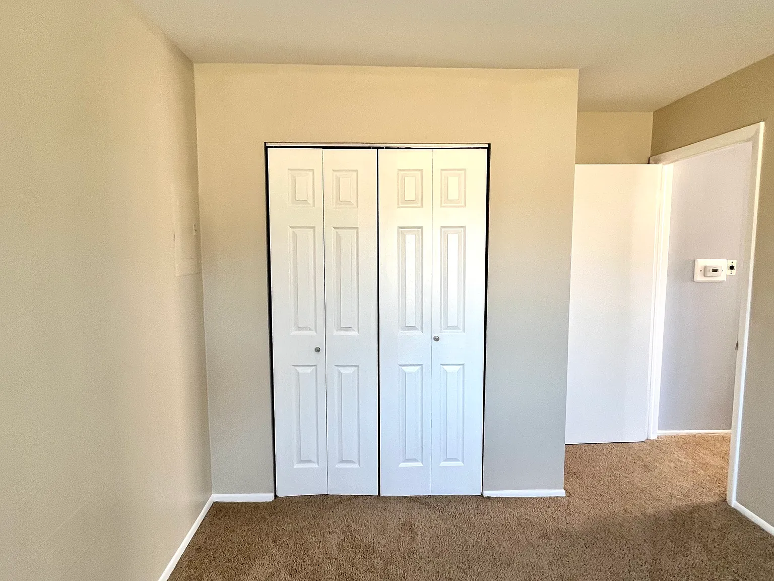 White Antelope Ln, Colorado City — Photo 3