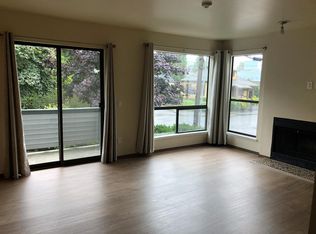 10036 NE 186th St, Bothell, WA 98011