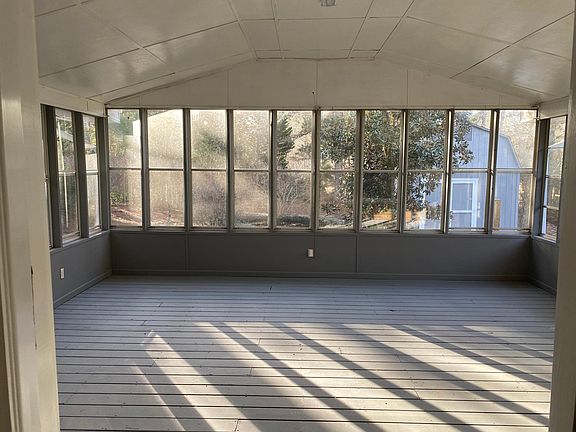 4 seasons porch