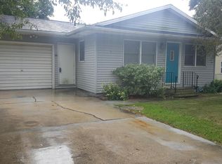 201 1st St SW, Dodge Center, MN 55927