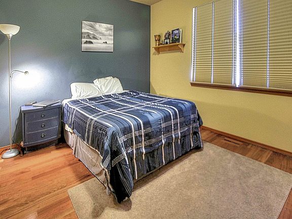 5th image of 7301 47th Ave NE