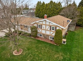 4118 Michigan Ave, Manitowoc, WI 54220