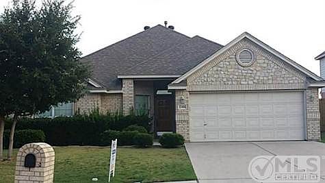 1st image of 2104 Bentley Dr