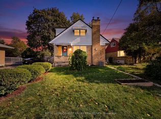 29 Crestview Ave, Brampton, ON L6W 2R8
