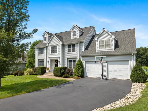 131 Gates Farm Road, Glastonbury, CT 06033