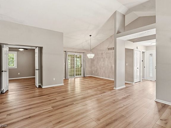 4th image of 1715 Windrow Ln