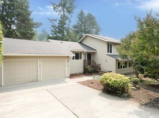 14584 Rainbow Dr, Lake Oswego, OR 97035