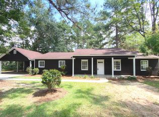 2201 S Sherwood Dr, Valdosta, GA 31602