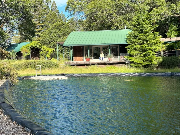 201 Pine Ridge Rd #3, Ukiah, CA 95482