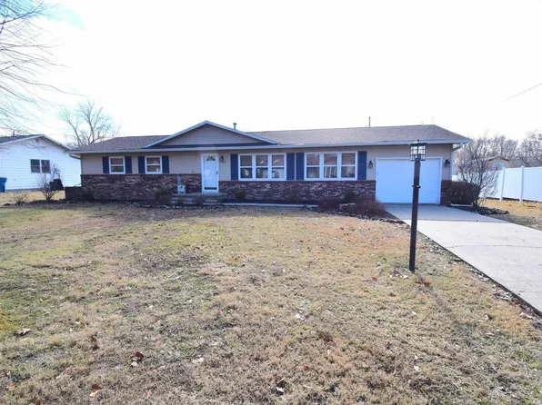 3205 Jamison Blvd, Mount Vernon, IL 62864