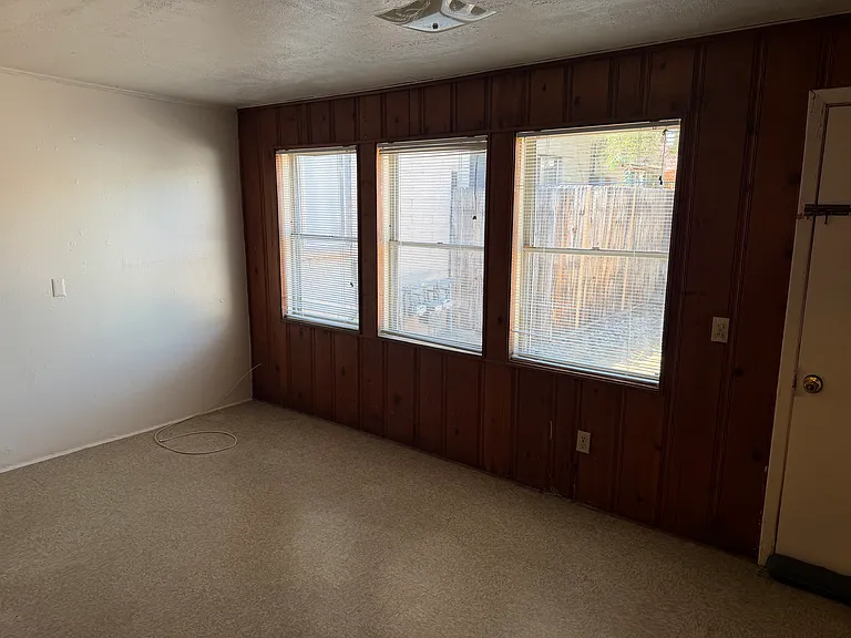 1641 N Louis Ln #C — Photo 14