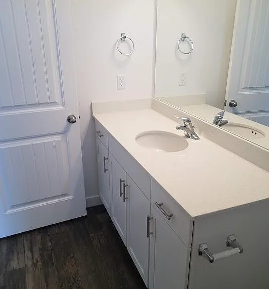 446 S Sunland Way — Photo 8