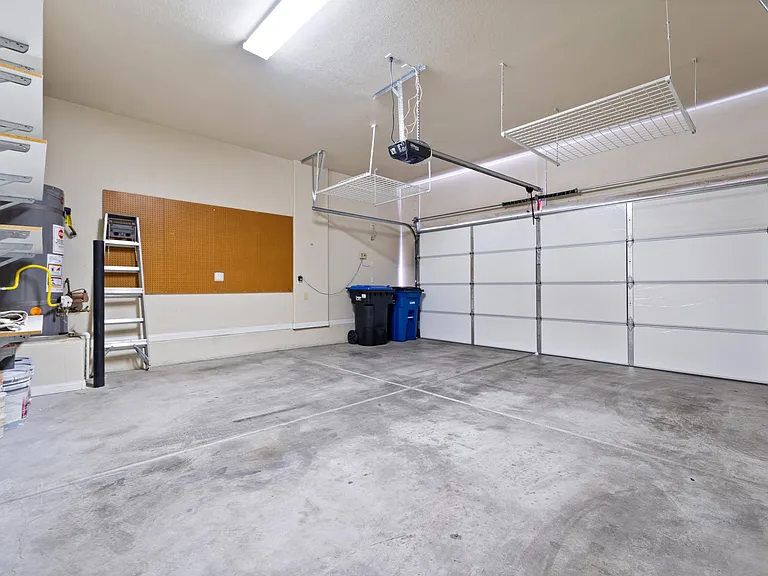 10492 Mission Park Ave — Photo 44