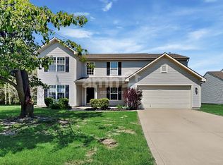 12024 Seahawks Ln, Fishers, IN 46037