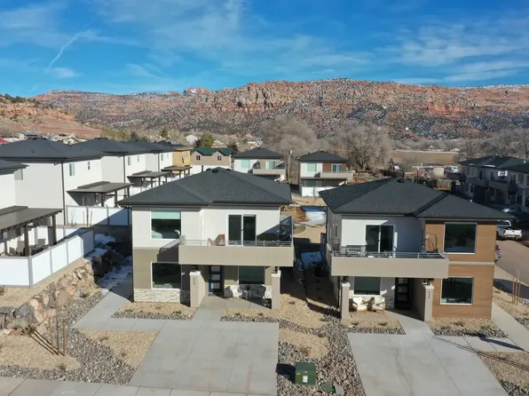 690 N Richard St #8, Hildale, UT 84784