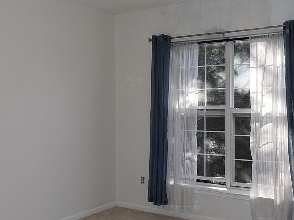 5th image of 5909 Founders Hill Dr