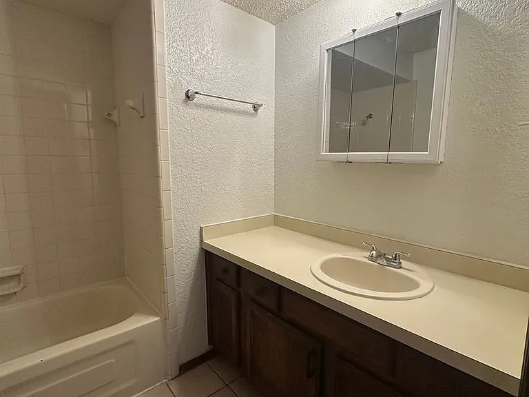 108 Kendra Dr — Photo 28