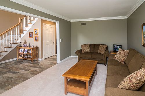 4th image of 43037 Oxford Ct