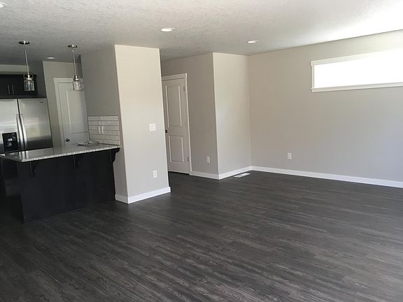 4th image of 14016 NE 7th Ct