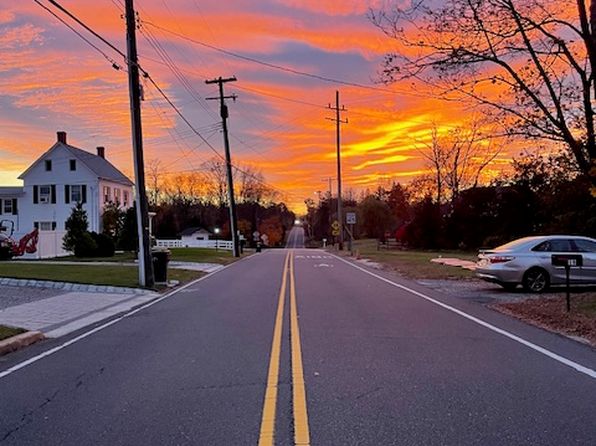 18 Arneytown Hornerstown Rd