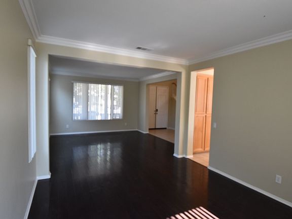 5th image of 33706 Marigold Ln