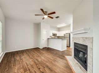 4800 W Lovers Ln APT 114, Dallas, TX 75209