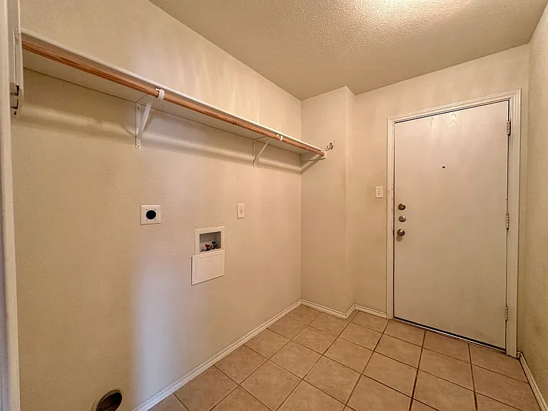 102 W Great Plains Trl — Photo 31