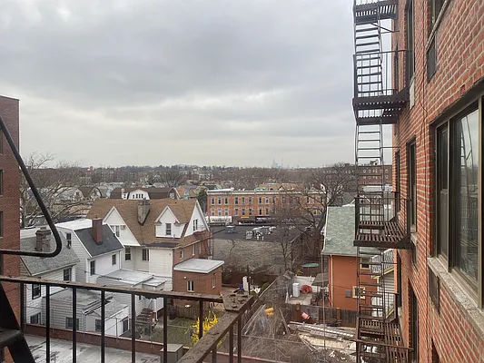 Rented by Chana Ofek, LREB | media 14