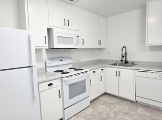 1328 D St APT 14, Sacramento, CA 95814