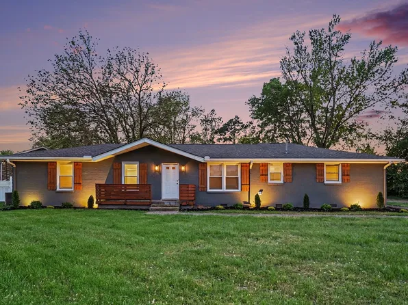 138 Grandview Dr, Old Hickory, TN 37138