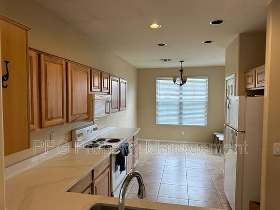 3rd image of 11735 W Monte Lindo Ln