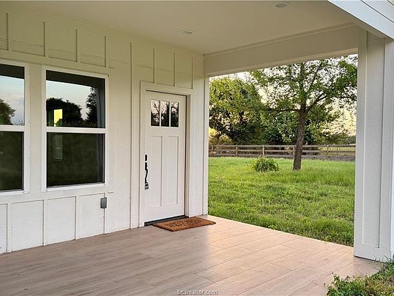 4th image of 3917 Harbor Bolton Rd