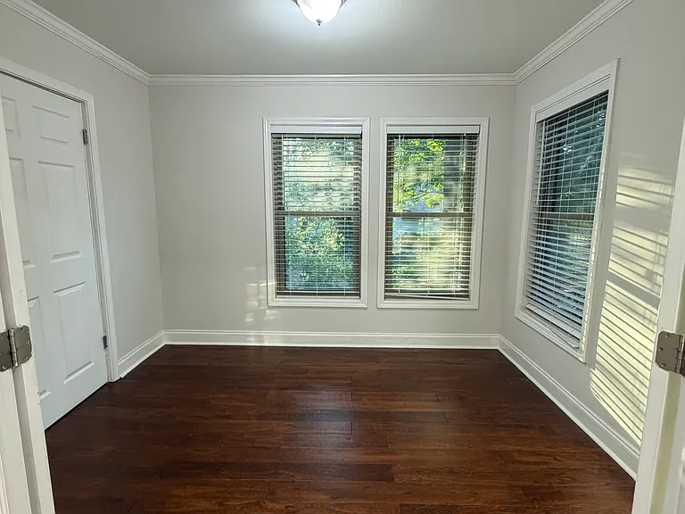 905 Parkaire Xing — Photo 20