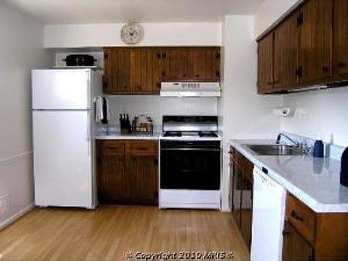 5th image of 8202 McClelland Pl